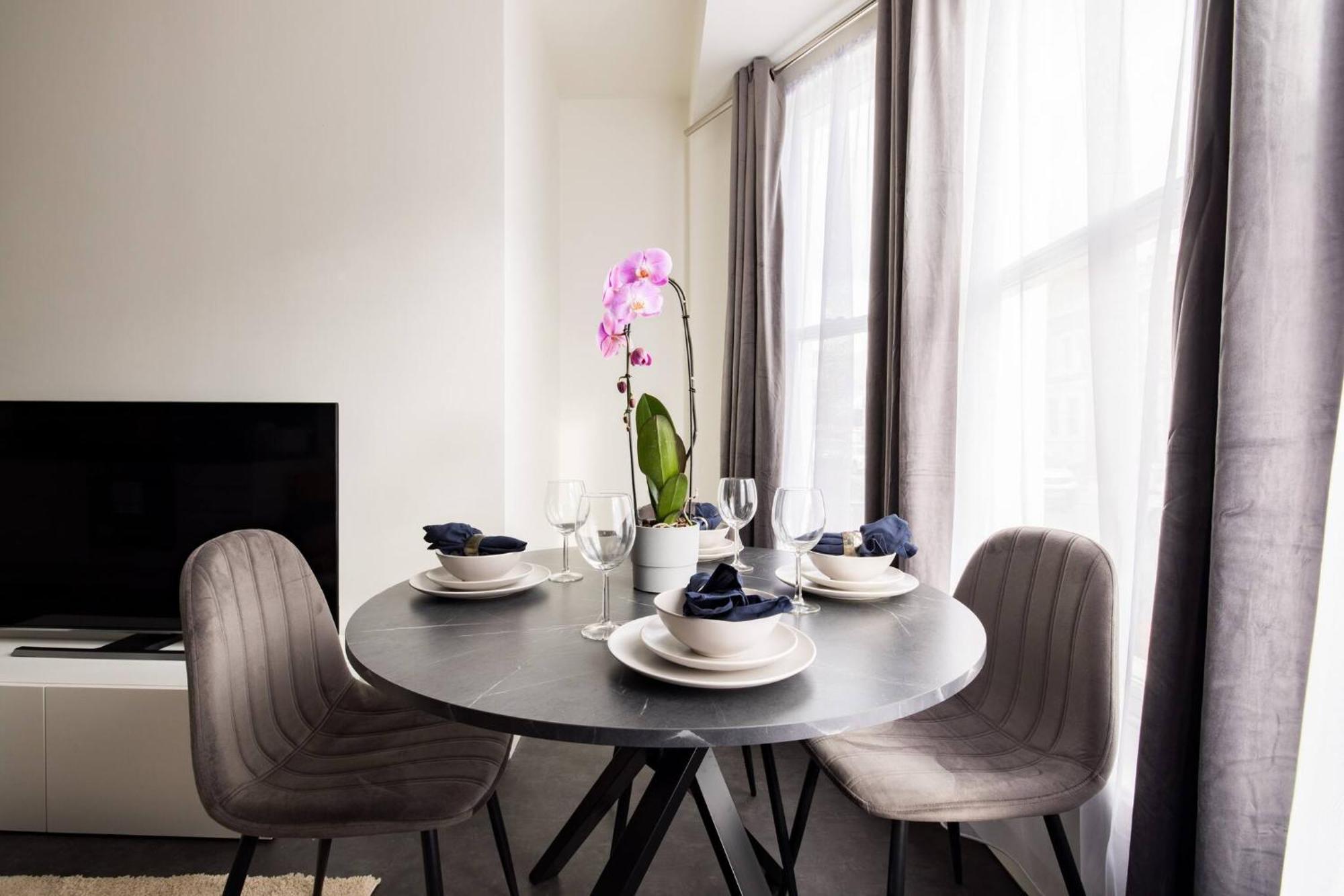 Wild Roses Serviced Apartments - Chelsea London Ngoại thất bức ảnh